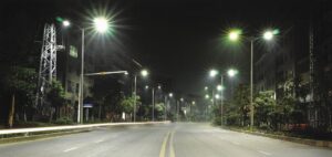 Read more about the article Στα 389 εκ. ευρώ, η ετήσια εξοικονόμηση από την αντικατάσταση με led 2,5 εκ. φωτιστικών στους δρόμους – κοινόχρηστους χώρους δήμων