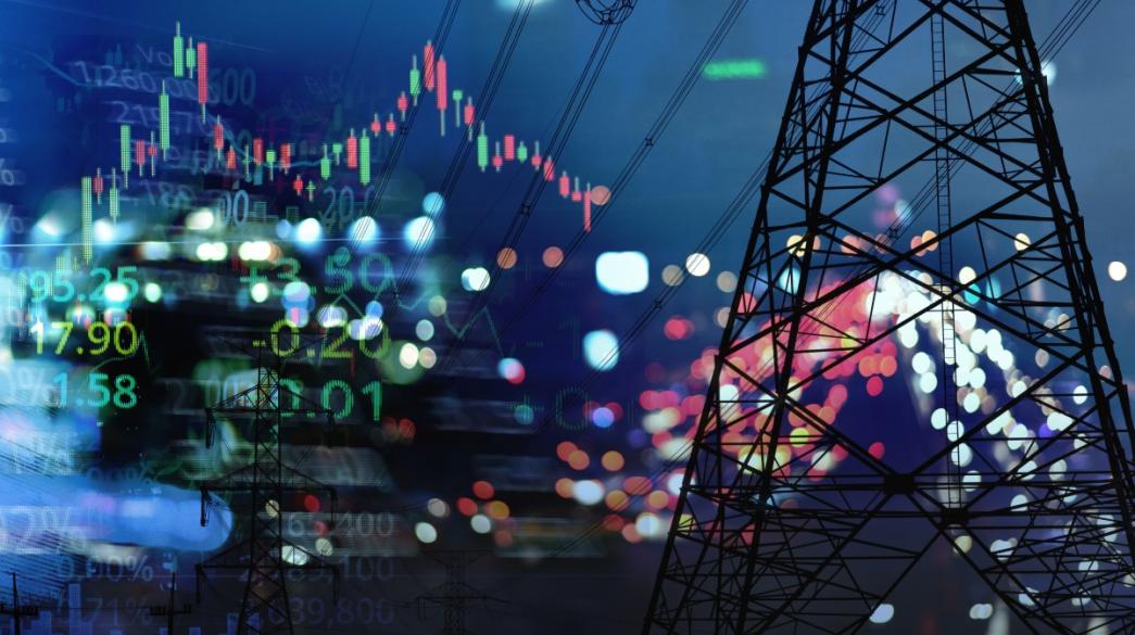 You are currently viewing Ενεργειακή μετάβαση: Τόσο στην Ευρώπη, όσο και στην Ελλάδα, προχωράει πιο γρήγορα απ’ ό,τι αντέχουν τα δίκτυα