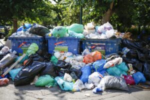 Read more about the article Αττική: Χαμηλά επίπεδα ανακύκλωσης – Ποιες περιοχές πνίγονται στα σκουπίδια