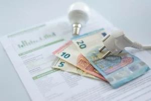 Read more about the article Αυξήσεις στα Πράσινα Τιμολόγια: Σε ιστορικά υψηλά η μέση τιμή για τον Σεπτέμβριο – Η ΔΕΗ ωθεί την αγορά στα μπλε