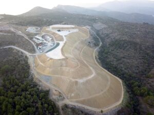 Read more about the article Απόβλητα: 6,4 εκατ. ευρώ για την αποκατάσταση έξι χωματερών σε νησιά